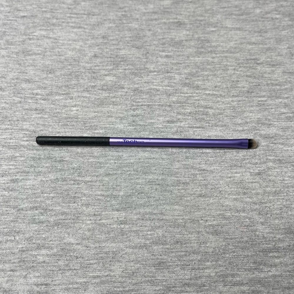 Real Techniques Eye Accent Brush